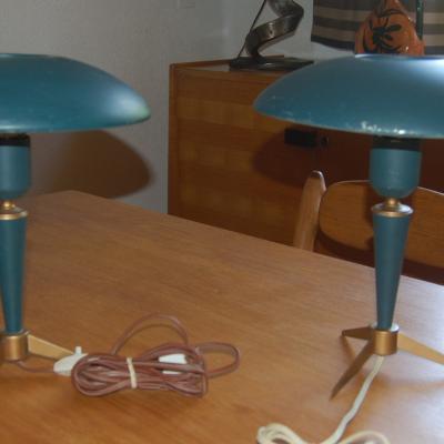 Lampe de salon Louis Kalff (1897-1976) Lampe de salon Louis Kalff (1897-1976)